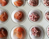 Foto del paso 2 de la receta: Mini cakes salados de salmón y de bacon