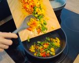 Foto del paso 3 de la receta: Merluza confitada con puré de patatas y hortalizas