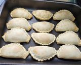 Foto del paso 8 de la receta: Empanadas de ricota y atún