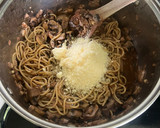 Foto del paso 7 de la receta: Pasta con setas y nueces