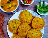 A picture of step 3 of Methi Puri.