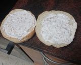 Foto del paso 4 de la receta: Hamburguesa de cerdo con setas al ajillo y mayonesa de cebolla