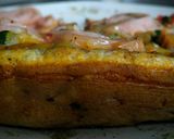Foto del paso 14 de la receta: Huevos, vegetales y jamón york en cama asada de pan baguette!