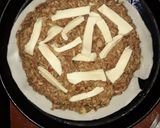 Foto del paso 3 de la receta: Tarta de pollo con jamón y queso