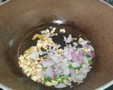 A picture of step 8 of Veg Manchurian with Gravy.