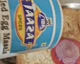 A picture of step 4 of Jhatpat sandwich.