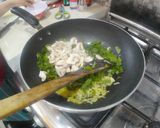Foto langkah ke 7 dari resep Spinach Mushroom Quiche.