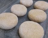 Foto langkah ke 10 dari resep Sourdough Bomboloni Ubi Kuning.