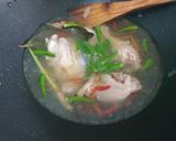 Foto langkah ke 7 dari resep Asem asem ayam.
