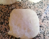 Foto del paso 5 de la receta: Pan o focaccia rellena de puré de patatas queso y sobrasada