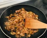 Foto del paso 3 de la receta: Cebollas rellenas de atún