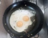 Foto del paso 5 de la receta: Chuletas encebollada con huevos fritos