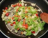 Foto del paso 2 de la receta Macarrones con salsa de tomate casera