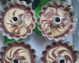 Foto langkah ke 4 dari resep Bolkus Marble Mini.