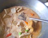 Foto langkah ke 4 dari resep Ikan asap / asep / peh masak santan pedas segar enak.