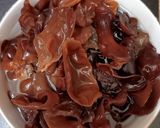 Foto langkah ke 7 dari resep Jamur Kuping Cah Ayam.