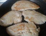 Foto del paso 3 de la receta: Solomillo de pavo en pepitoria