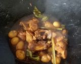 Foto langkah ke 4 dari resep Semur ayam telur puyuh.
