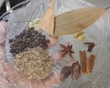 A picture of step 7 of Chicken tikka biryani.