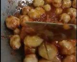 Foto langkah ke 3 dari resep Bakso pedas asem manis.