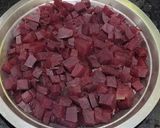 A picture of step 1 of Beetroot Curry.