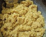 A picture of step 5 of Rava besan dry fruit laddu.