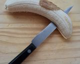 Foto del paso 1 de la receta: Banana tibia con canela y cacao 🍌 Banana a la plancha sin azúcar agregado ni edulcorante 4 ing