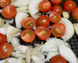 Foto del paso 2 de la receta: Espaguetis con salmón y tápenas