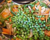 Foto del paso 4 de la receta: Arroz frito cantonés