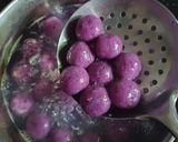 Foto langkah ke 3 dari resep Ube Tang yuan Kuah Susu.