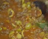 Une image de l'étape 2 de Riz basmati à la viande hachée et les olives vertes coupées.