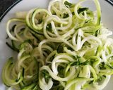 Foto del paso 2 de la receta Ensalada de lentejas y calabacín