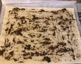 Une image de l'étape 2 de Escargot feuilleté portionnable aux saucisses, tapenade noire et emmental.