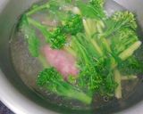 Hình bước làm 2 của món Cải bông xào lạp xưởng