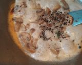 A picture of step 4 of 15 minutes Creamy Mushroom.