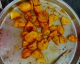 A picture of step 2 of Fryms potatoes.