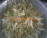 Foto langkah ke 1 dari resep 100 Oseng Bunga Pepaya Teri Jengki Sedap.