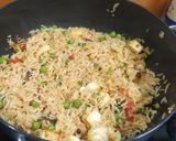 "पनीर मटार पुलाव" (Paneer Matar Pulao Recipe In Marathi) रेसिपी स्टेप 6 फोटो 
