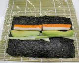 Foto del paso 13 de la receta: Como preparar sushi en casa (paso a paso)