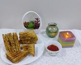 A picture of step 8 of Chicken and veg cheese grilled sandwiches.