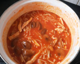Foto del paso 7 de la receta: Fideos con setas shitaki y pollo