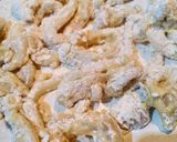 Foto langkah ke 5 dari resep (Seri Seafood) Cumi tepung saos telur asin.