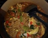 Foto langkah ke 4 dari resep Indomie kuah super pedas.