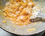 A picture of step 2 of Bhindi do pyaza 😋😋😋😋🥰❤️.