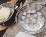 Foto del passaggio 2 della ricetta Insalata di cavolo rapa, carote, mele e pistacchi