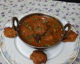 A picture of step 10 of Kofta gravy.