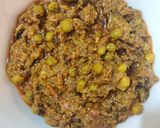 A picture of step 18 of Palak Methi Matar.