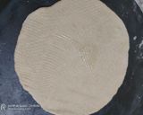A picture of step 2 of Roti roll.