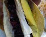 Foto del paso 3 de la receta: Taco de jamaica con chapulines