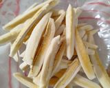 Foto langkah ke 1 dari resep Banana Rolls.